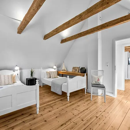 Ferienhaus Deichkind 25 *
